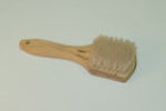 WHEEL BRUSH - NYLON BRISTLES - WOOD HANDLE